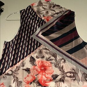 AKIRA Multicolor Patterned Blouse